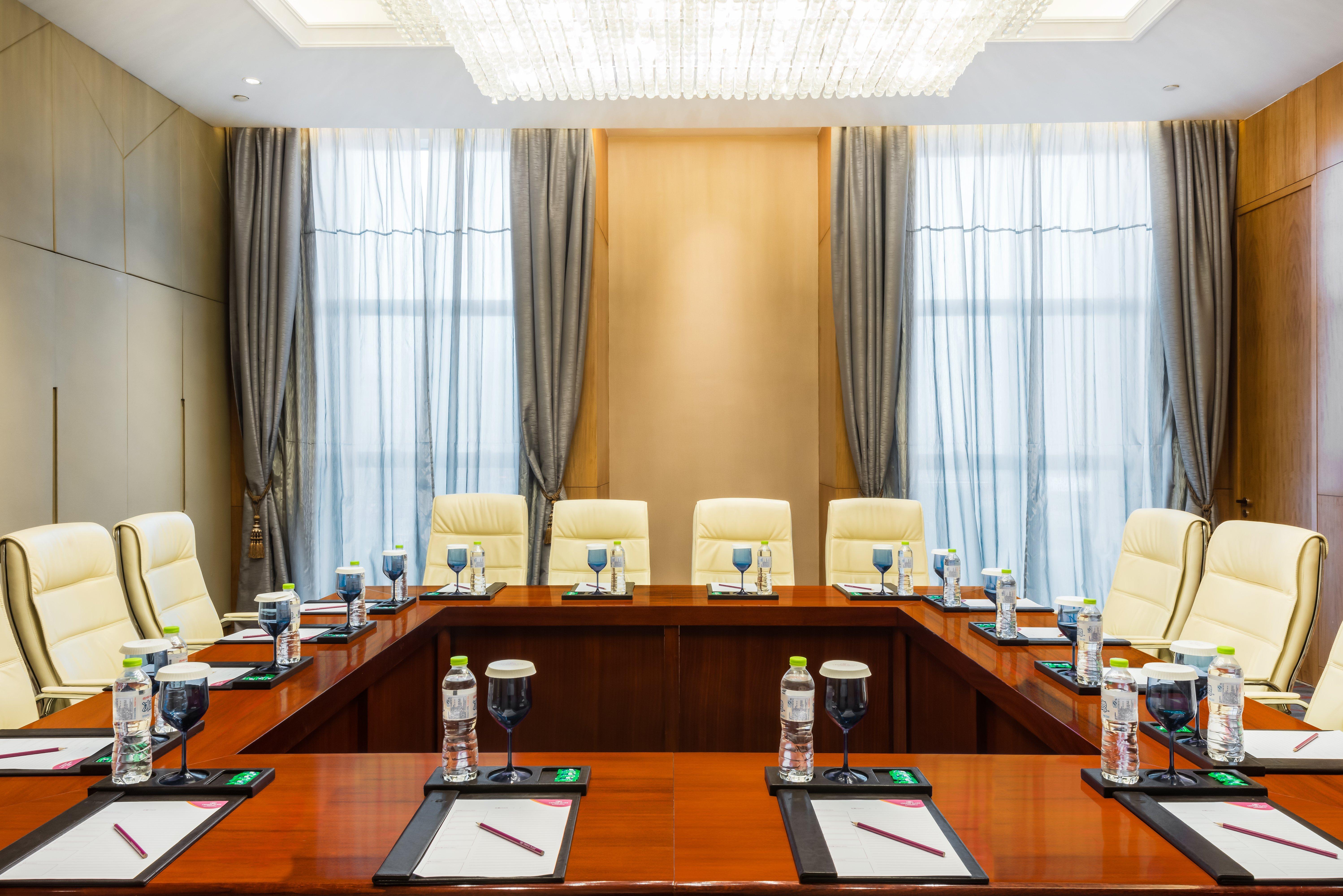 Crowne Plaza Xiangyang By Ihg Hotel Екстериор снимка